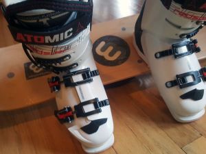 Whirly Boards On Edge Ski Boots